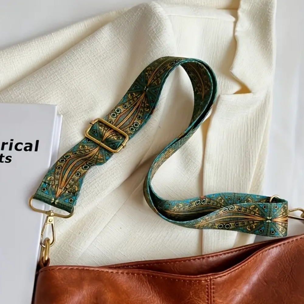 Reserved Trendy Crossbody bag with adjustable strap Hobo Boho - Picture 4 of 7